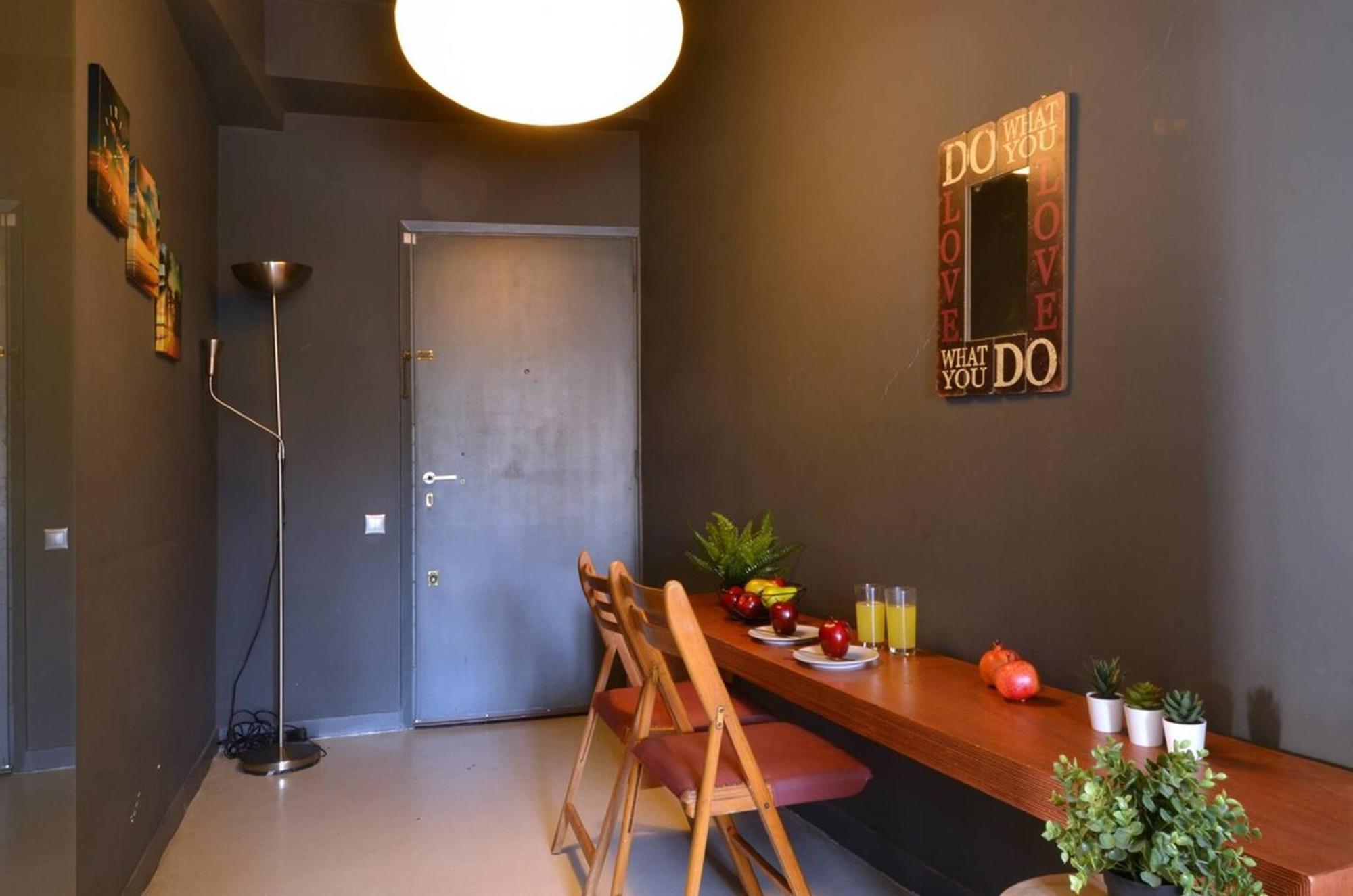 Kerameikos, A Lovely Apartment Athen Exterior foto